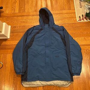 Vintage adidas heavy weight jacket 
Size‎ xl